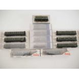 A group of HO gauge German outline passenger coaches by ROCO, FLEISCHMANN, PIKO and IBERTREN - VG/