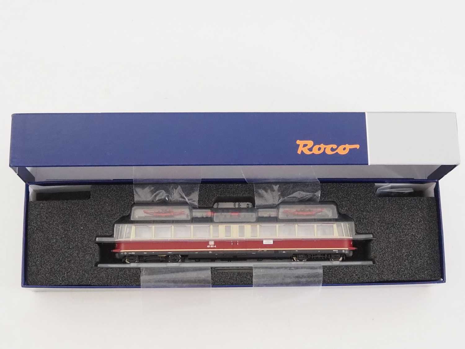 A ROCO HO gauge German outline 73197 BR491 electric railcar in DB red/cream livery - VG/E in VG box