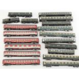 A large quantity of HO gauge European outline (mostly Swiss and German) passenger coaches and