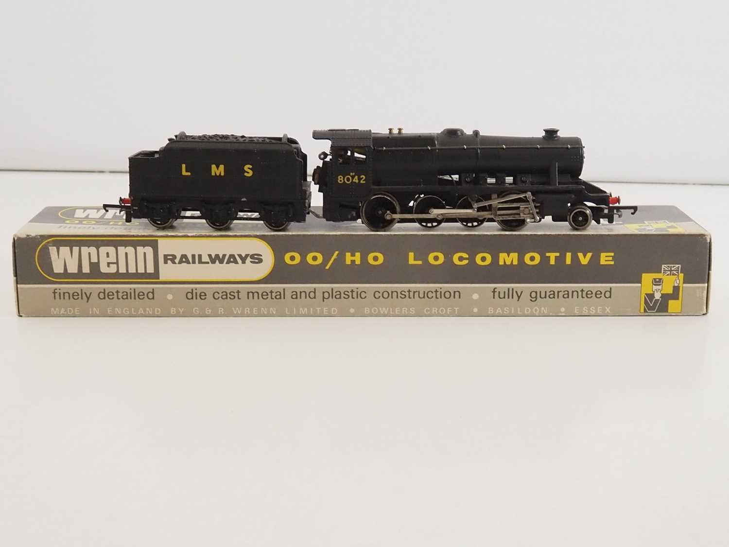 A WRENN OO gauge W2225 Class 8F steam locomotive in LMS black livery numbered 8042 - G/VG in G box - Image 4 of 5