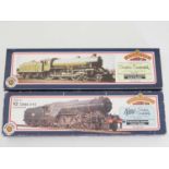 A pair of OO gauge BACHMANN steam locomotives comprising 31-553A class V2 and 31-701 Class B1 '