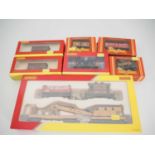 A selection of OO gauge HORNBY wagons to include a HORNBY RAILROAD R6365 Breakdown Pack - VG in G
