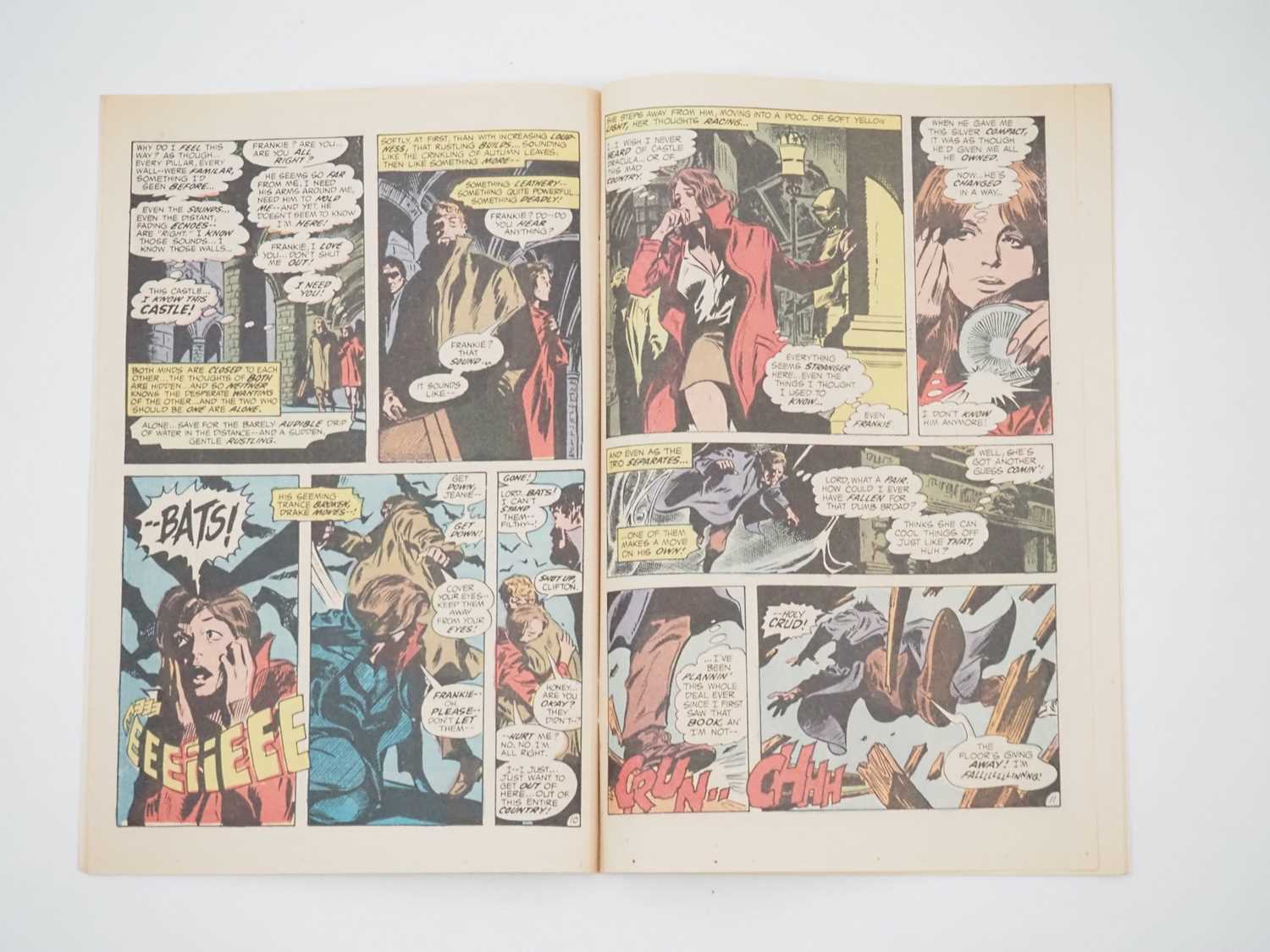 TOMB OF DRACULA #1 (1972 - MARVEL) - First appearances of Marvel's Dracula plus Frank Drake and - Bild 9 aus 25
