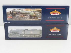 A pair of BACHMANN OO gauge steam locomotives comprising: a class V2 in LNER Doncaster green