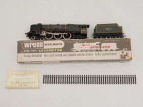 A WRENN OO gauge W2405 Duchess class steam locomotive in BR green livery 'Duchess of Atholl' -