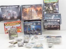 A group of GAMES WORKSHOP/WARHAMMER 40,000 scenario and accessory packs - contents unchecked but