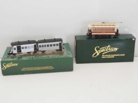 A pair of SPECTRUM On30 scale items comprising: a 25128 streetcar together with a 28499 railbus