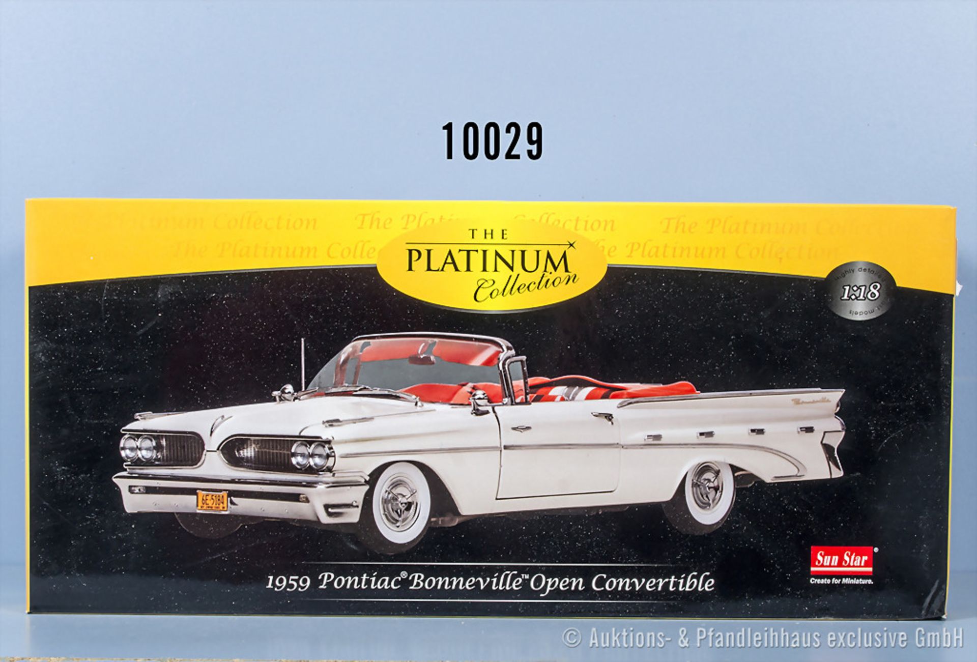 Sun Star Platinum Collection 5184 1959 Pontiac Bonneville Open Convertible Cameo Ivory, ...