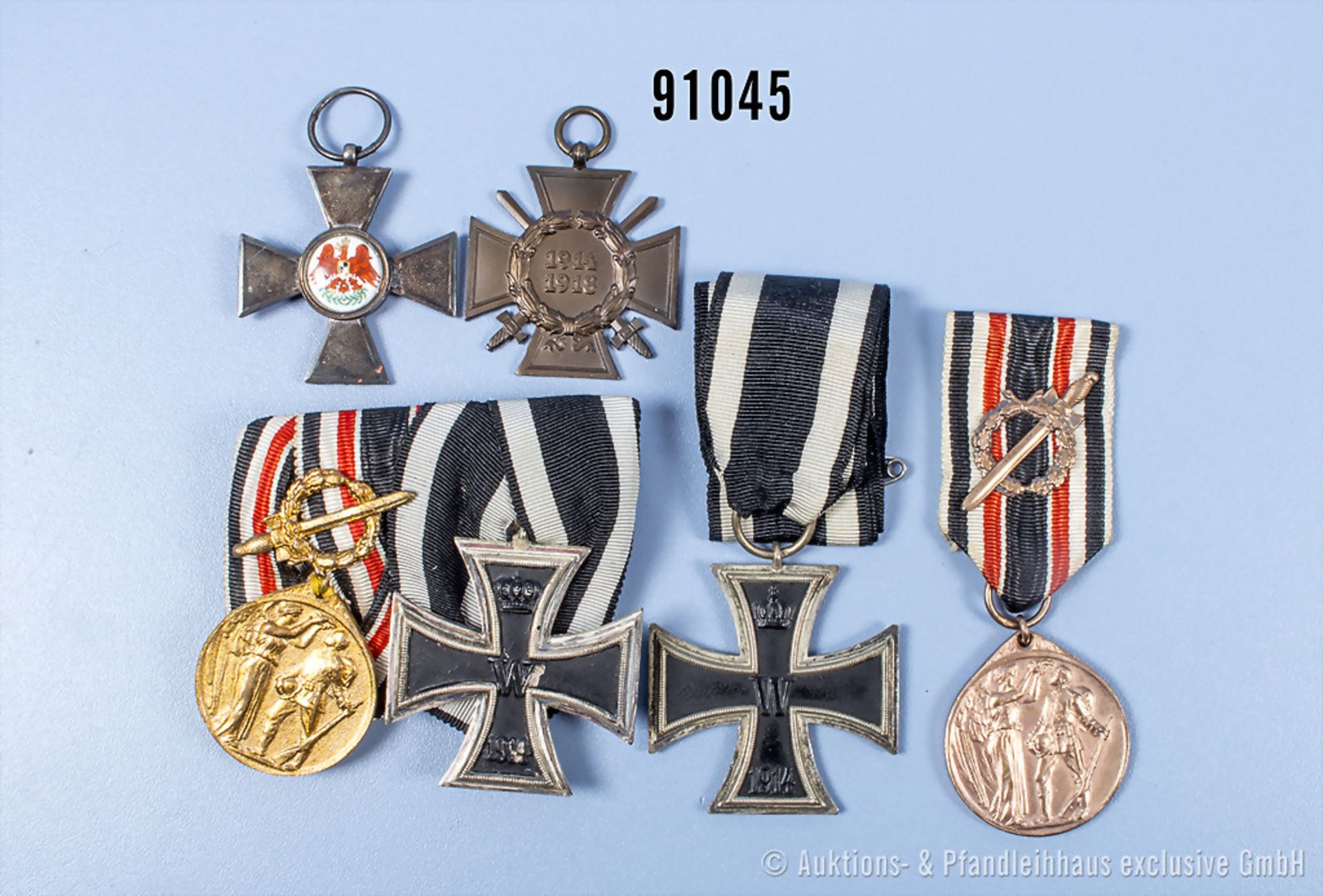 Konv. 2 EK 2 1914 und 2 Ehrendenkmünzen des Weltkrieges mit Spange der Ehrenlegion, ...