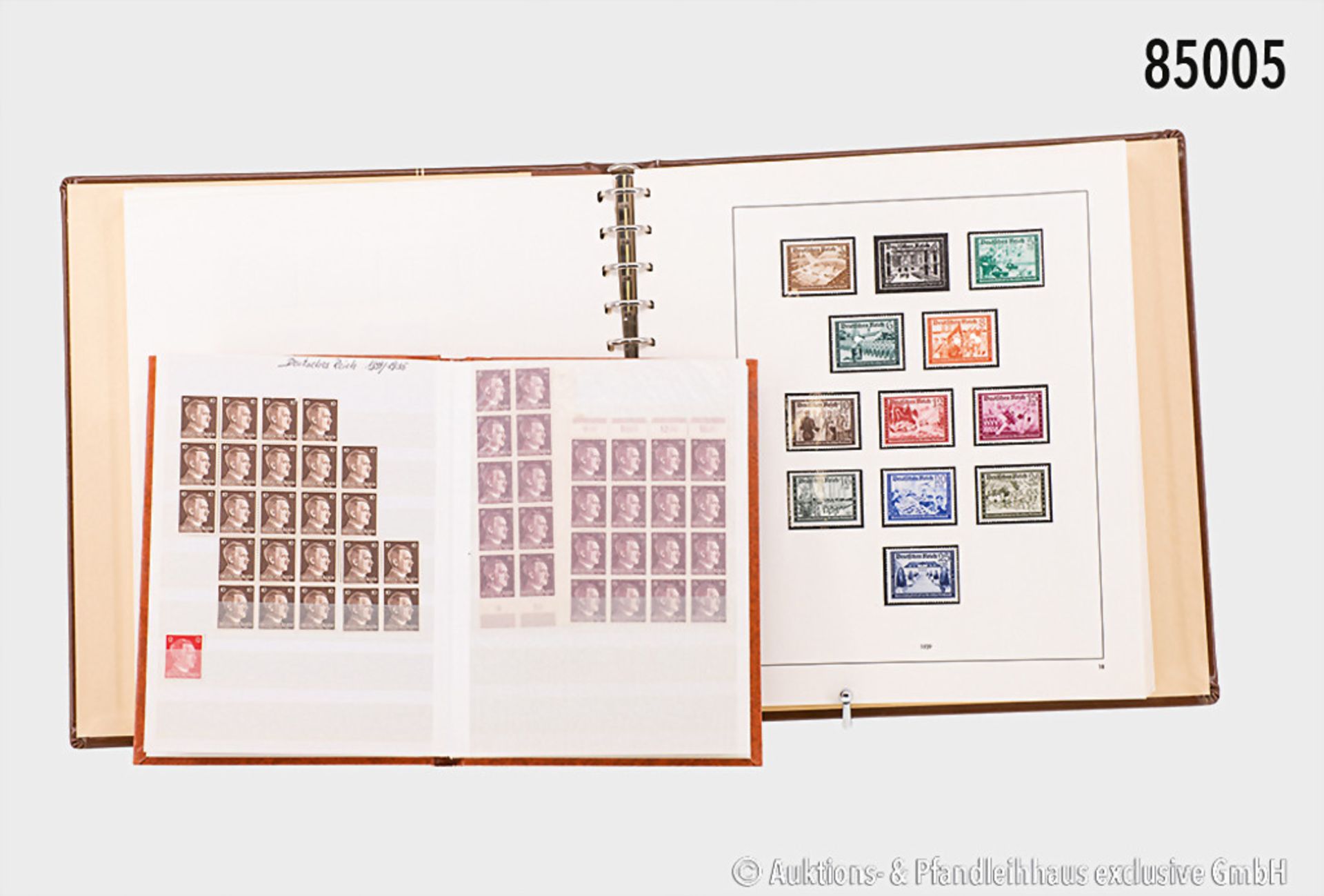 Konv. 3 Briefmarkenalben, dabei Deutsches Reich, Hindenburg, Adolf Hitler, auch Blöcke ...
