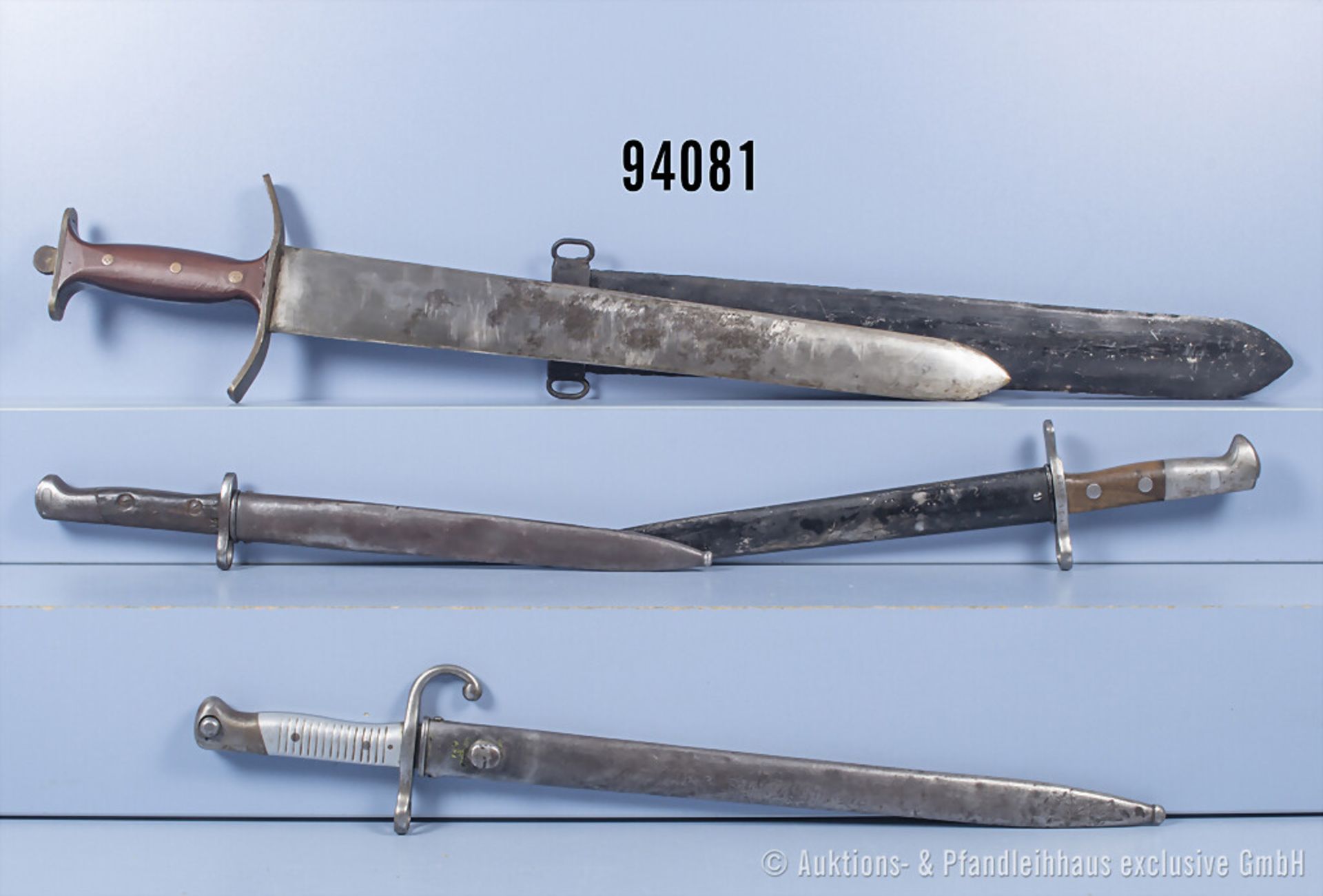 Konv. 3 versch. Bajonette sowie Eigenbau-Schwert, jeweils mit dazugehörigen Scheiden, L ...