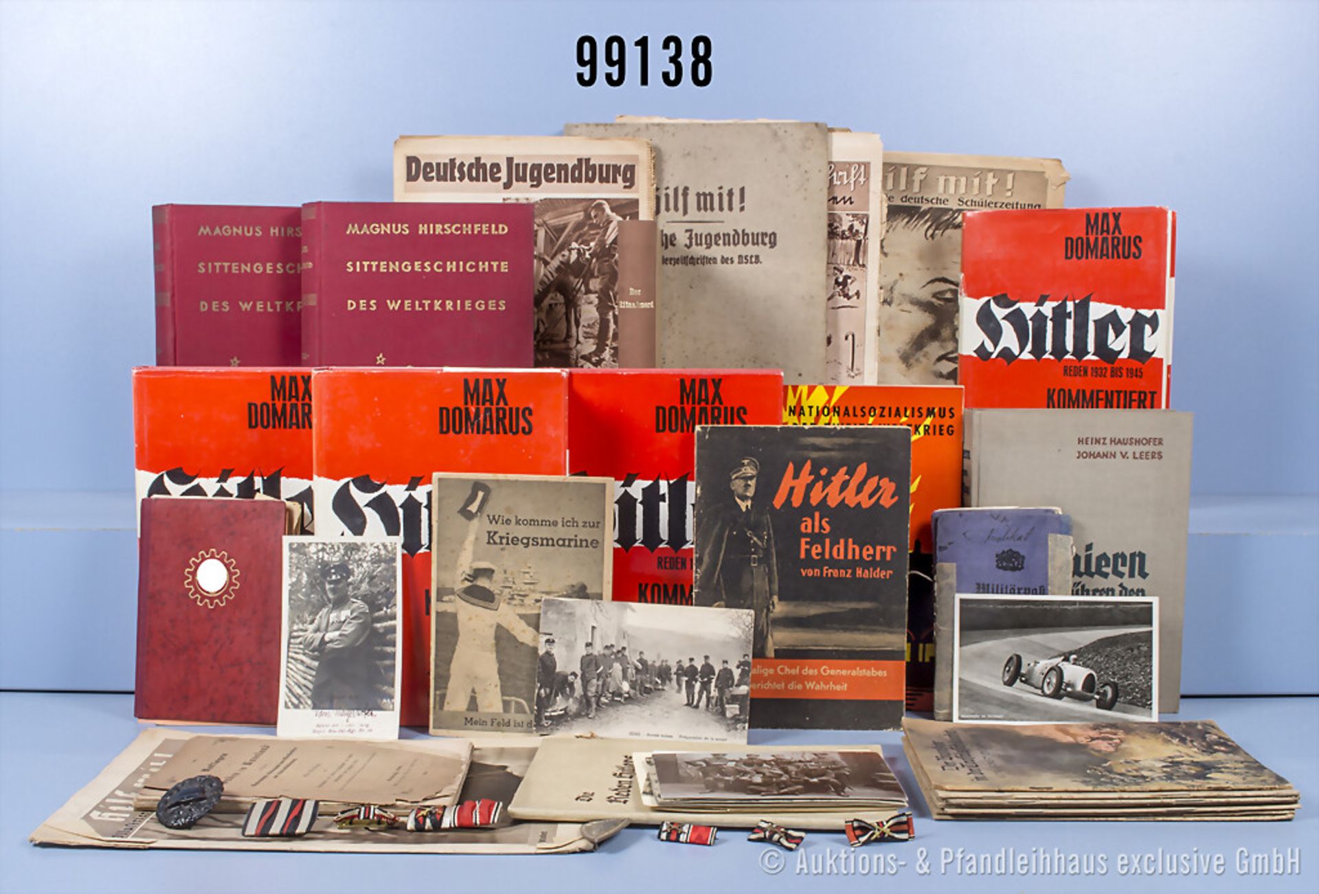 Konv. Verschiedenes, u.a. 4 Bände "Hitler Reden 1932 - 1945", 2 Bände "Sittengeschichte ...