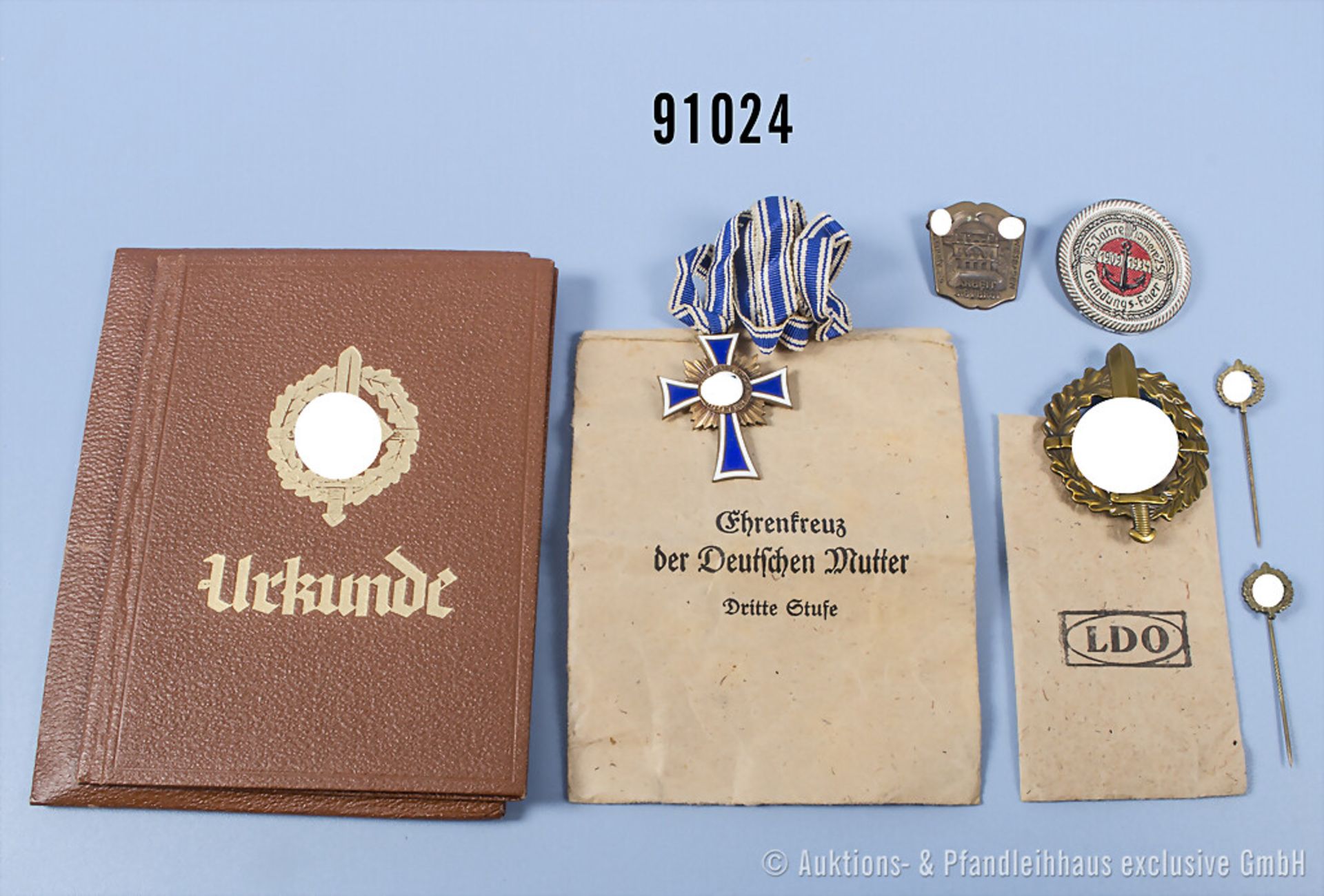Konv. SA Sportabzeichen in Bronze mit 2 Miniaturen und Urkundenheft, 2 ...