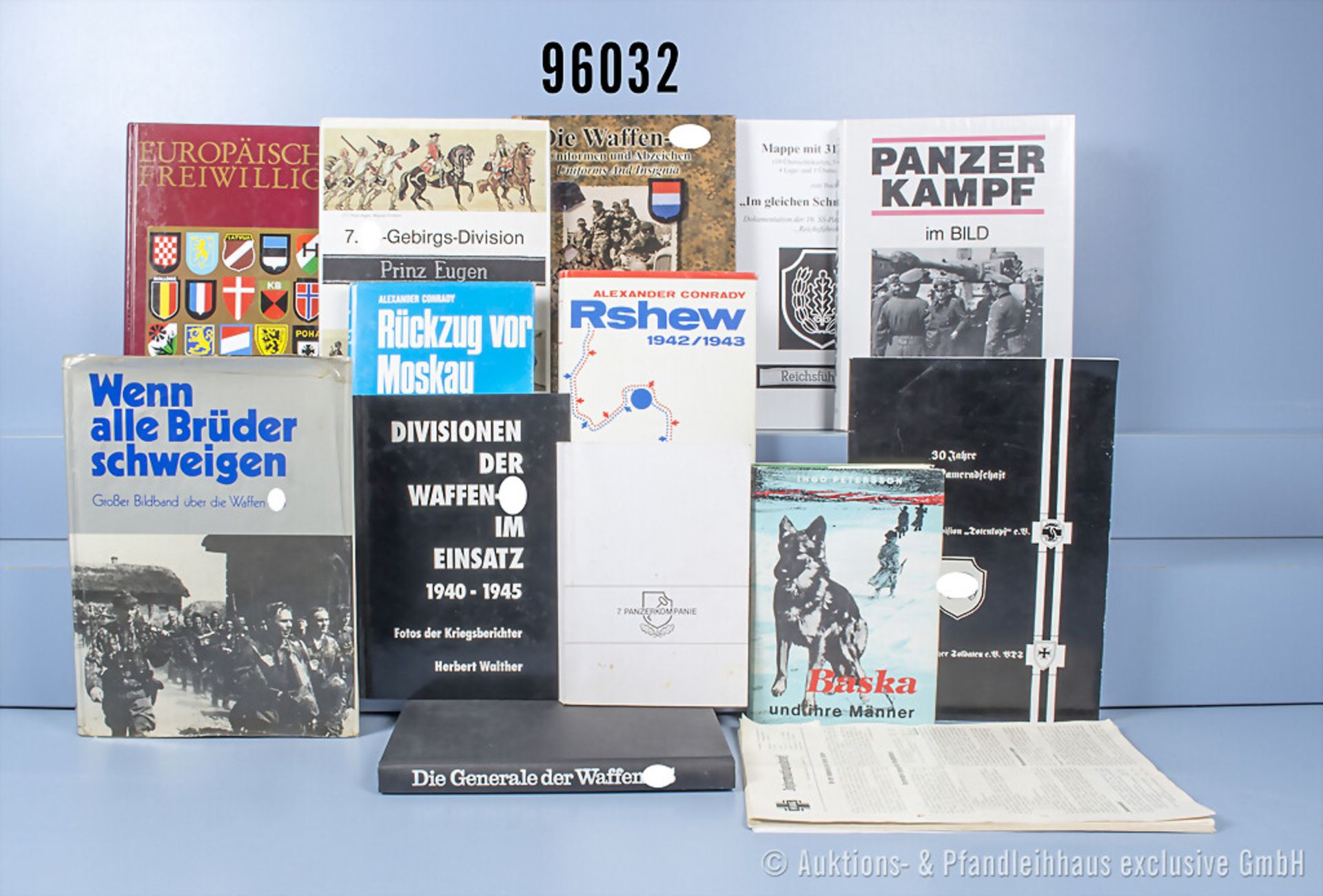 Konv. 13 Bücher und Broschüren zum Thema Waffen-SS, NK, „Die Waffen-SS - Uniformen und ...