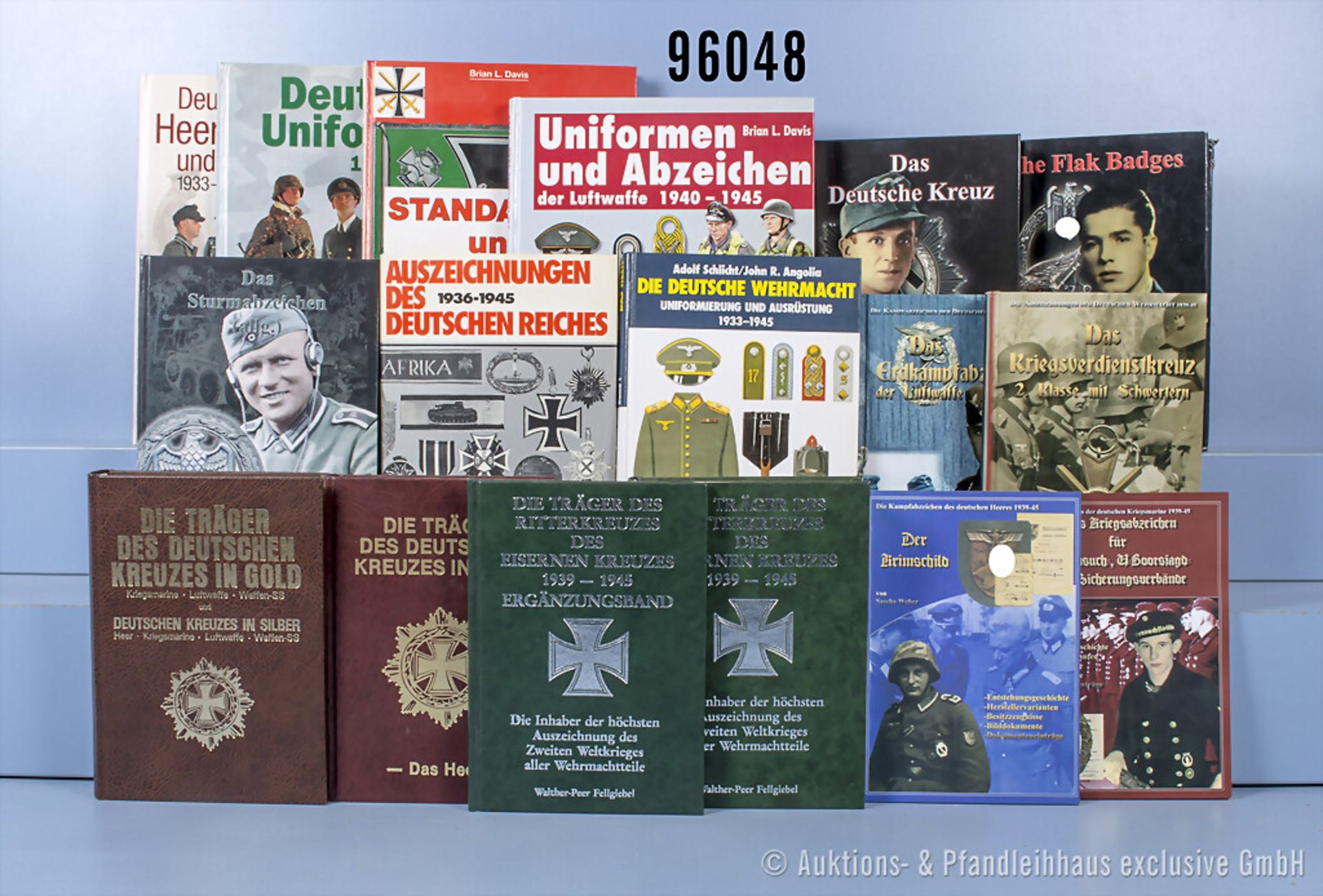 Konv. 17  Fachbücher NK, Trägerverzeichnisse, Ordens- und Militarialiteratur, u.a. "Das ...