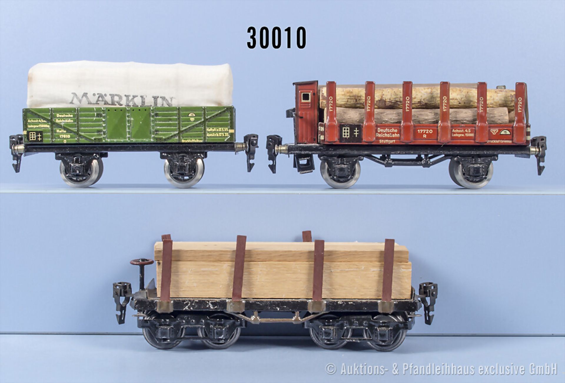 3 Märklin Spur 0 Güterwagen, dabei 1 Bretterwagen, 1 Rungenwagen und 1 Planewagen, Z ...