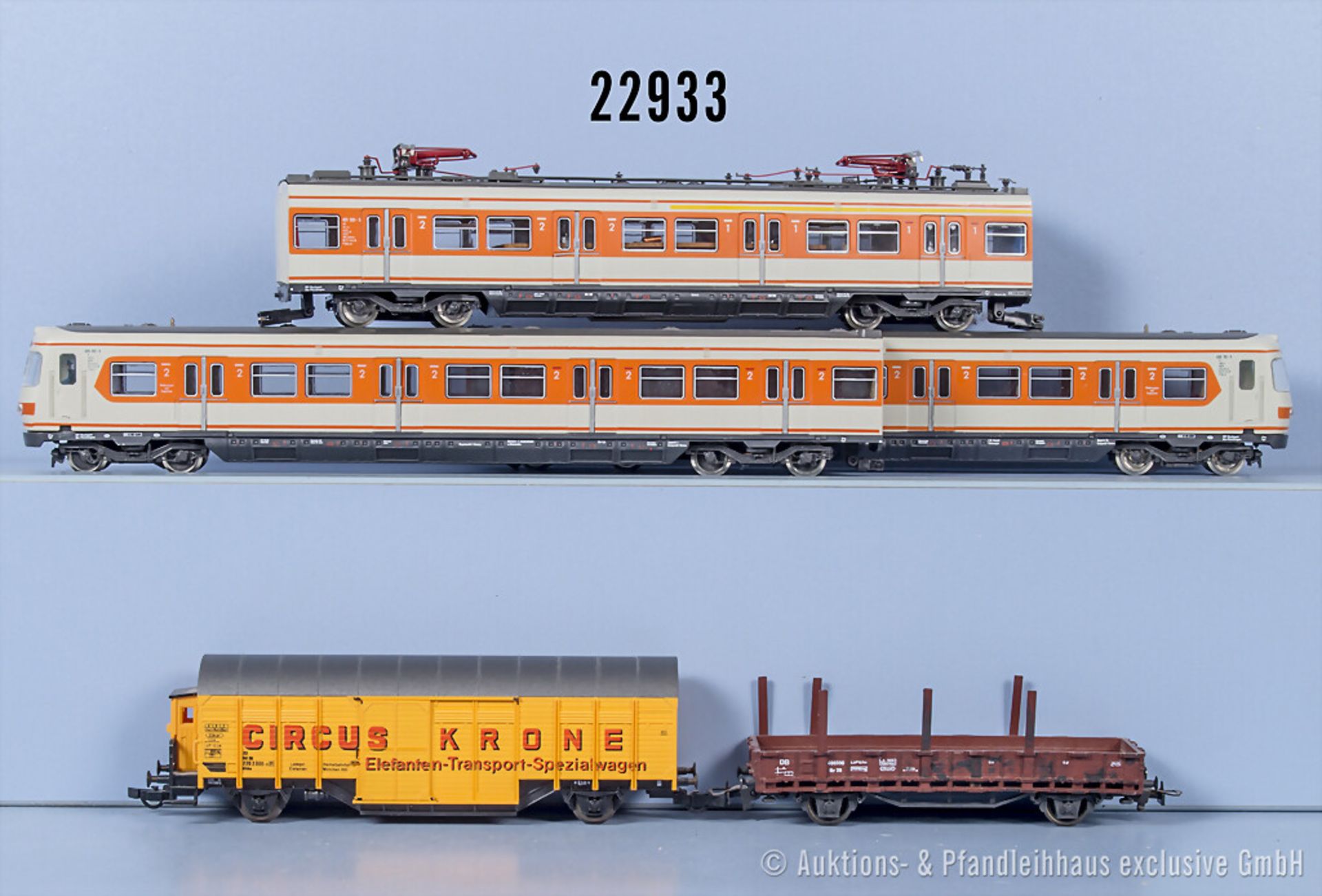 Roco H0, dabei 3-teiliger S-Bahn Triebzug der DB, BN 421 201-5 und 2 Wagen, Z 2, 1 ...