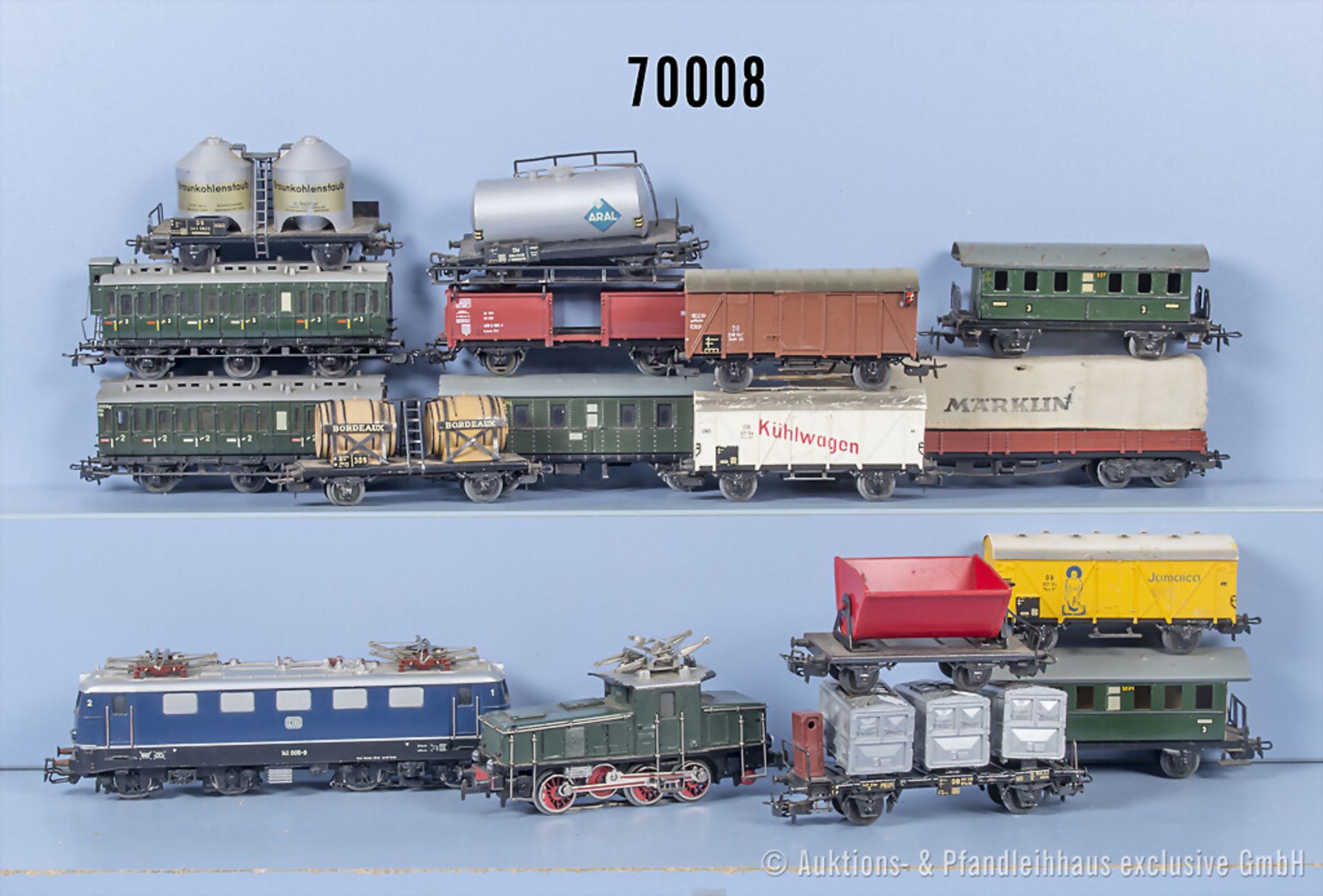 Märklin H0 Zug, dabei E-Lok der DB, BN E63 02, E-Lok der DB, BN 141 005-9 und 15 Wagen, ...