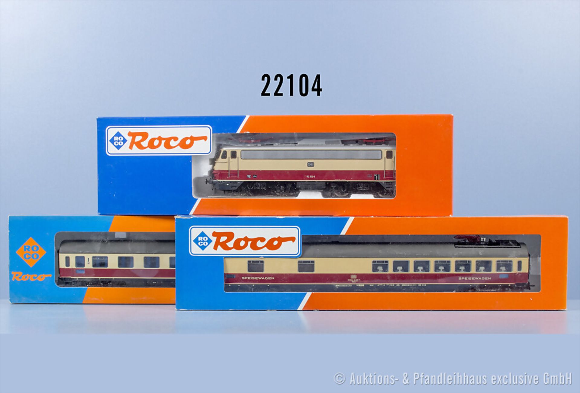 Roco H0 Zug, dabei 43842 E-Lok der DB, BN 112 312-4, mit Digitalschnittstelle und 2 ...