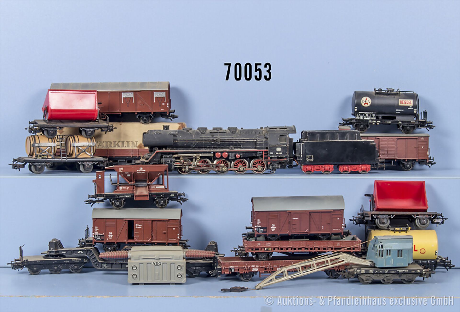 Märklin H0 Zug, dabei Tenderlok der DB, BN 44690 und 15 Wagen, Z 2-3, verschmutzt, ...