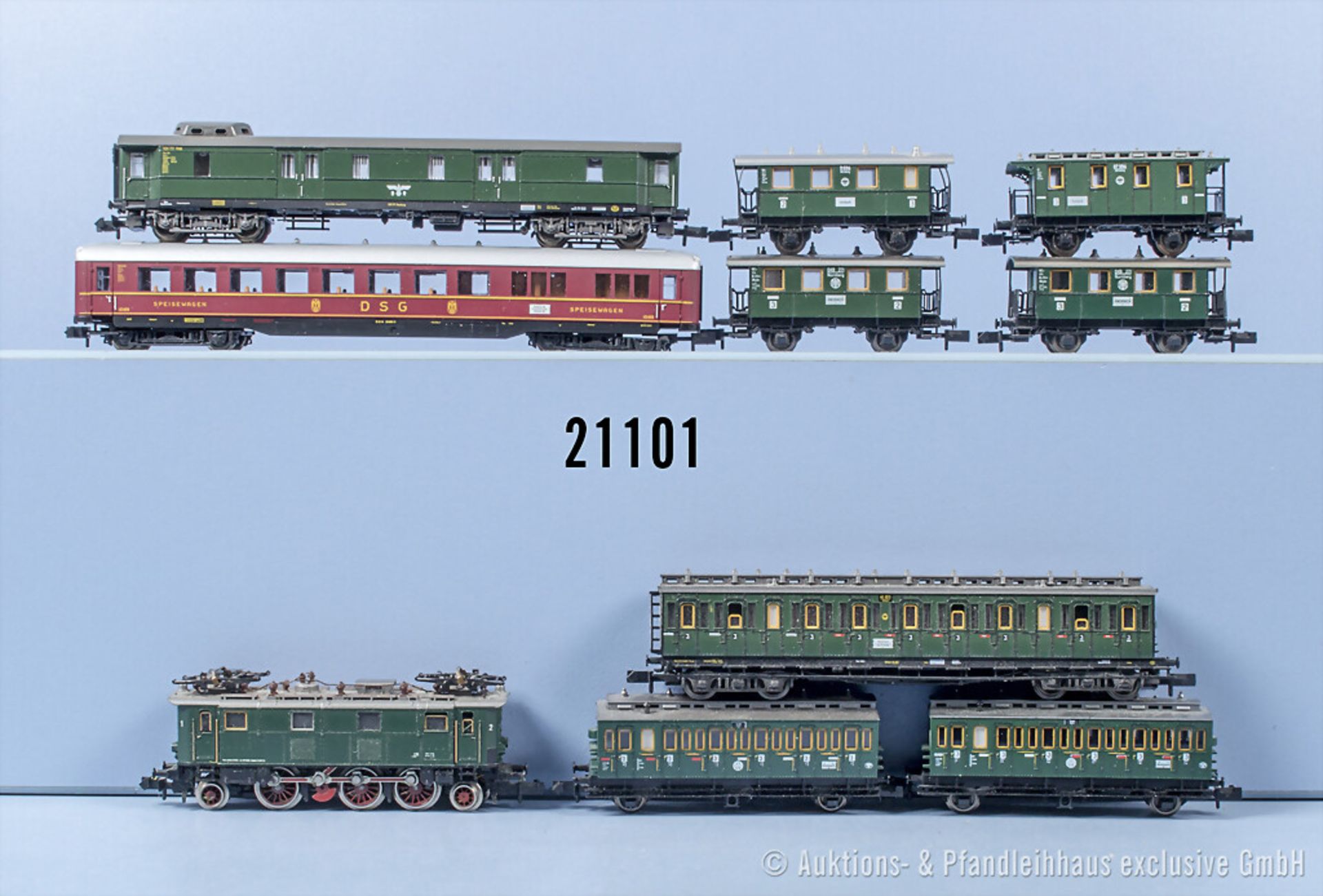 Fleischmann Spur N Personenzug, dabei E-Lok BN 132 101-7 und 9 Wagen, Z 1-3, teilweise ...