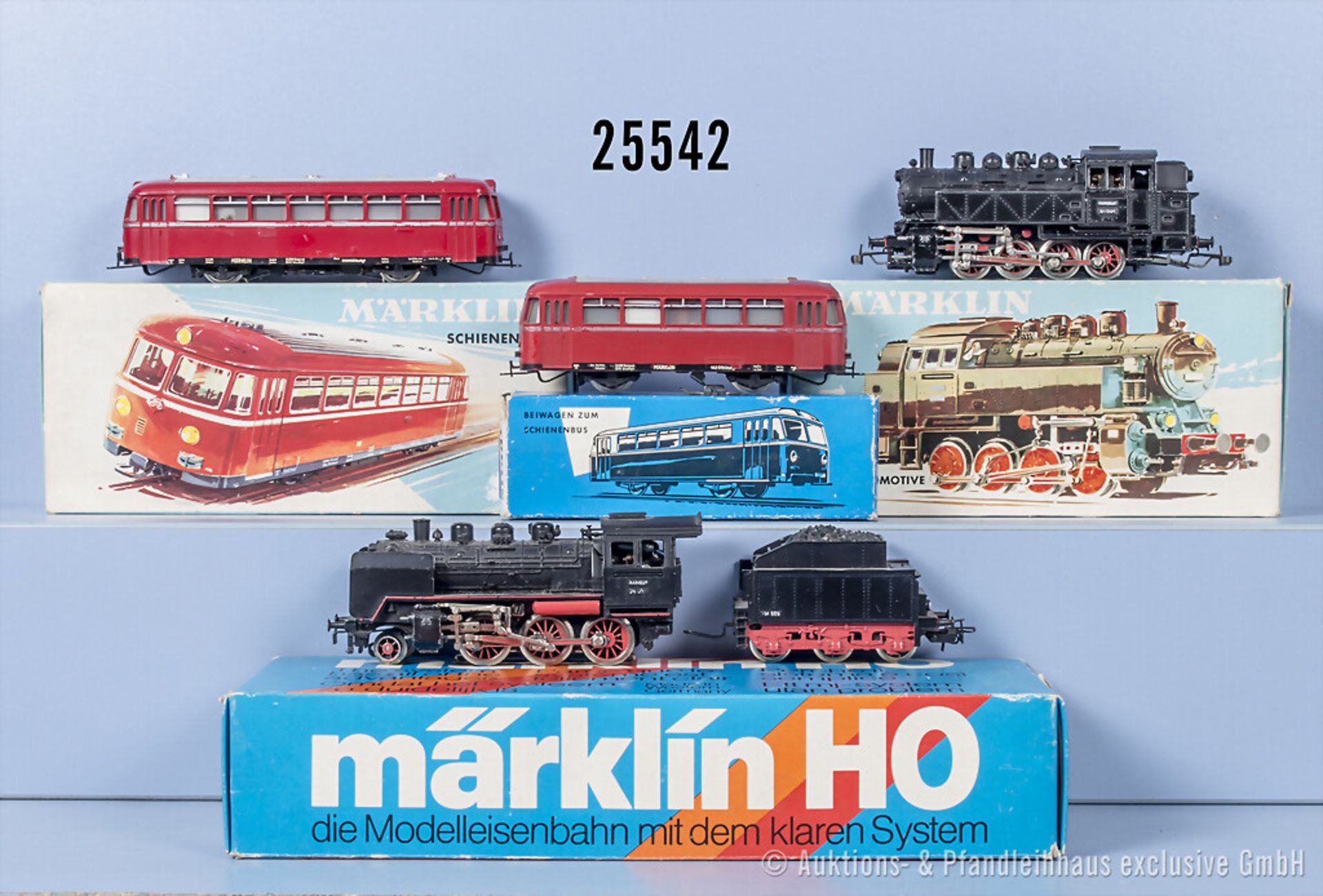 Märklin H0, dabei 3003 Schlepptenderlok der DB, BN 24 058, 3016 Schienenbus der DB, BN ...