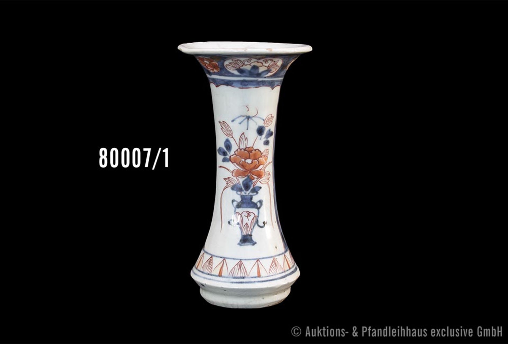 Kleine Imari-Vase, Porzellan, unterglasurblaue Bemalung sowie Überdekor in Gold und ...