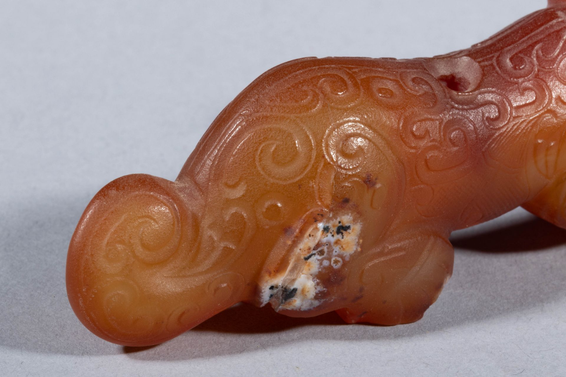 Bixie Animal, chimérique, couché ciselé de Leiwen à traces de calcification Jade ocre rouge ambré, - Bild 6 aus 9