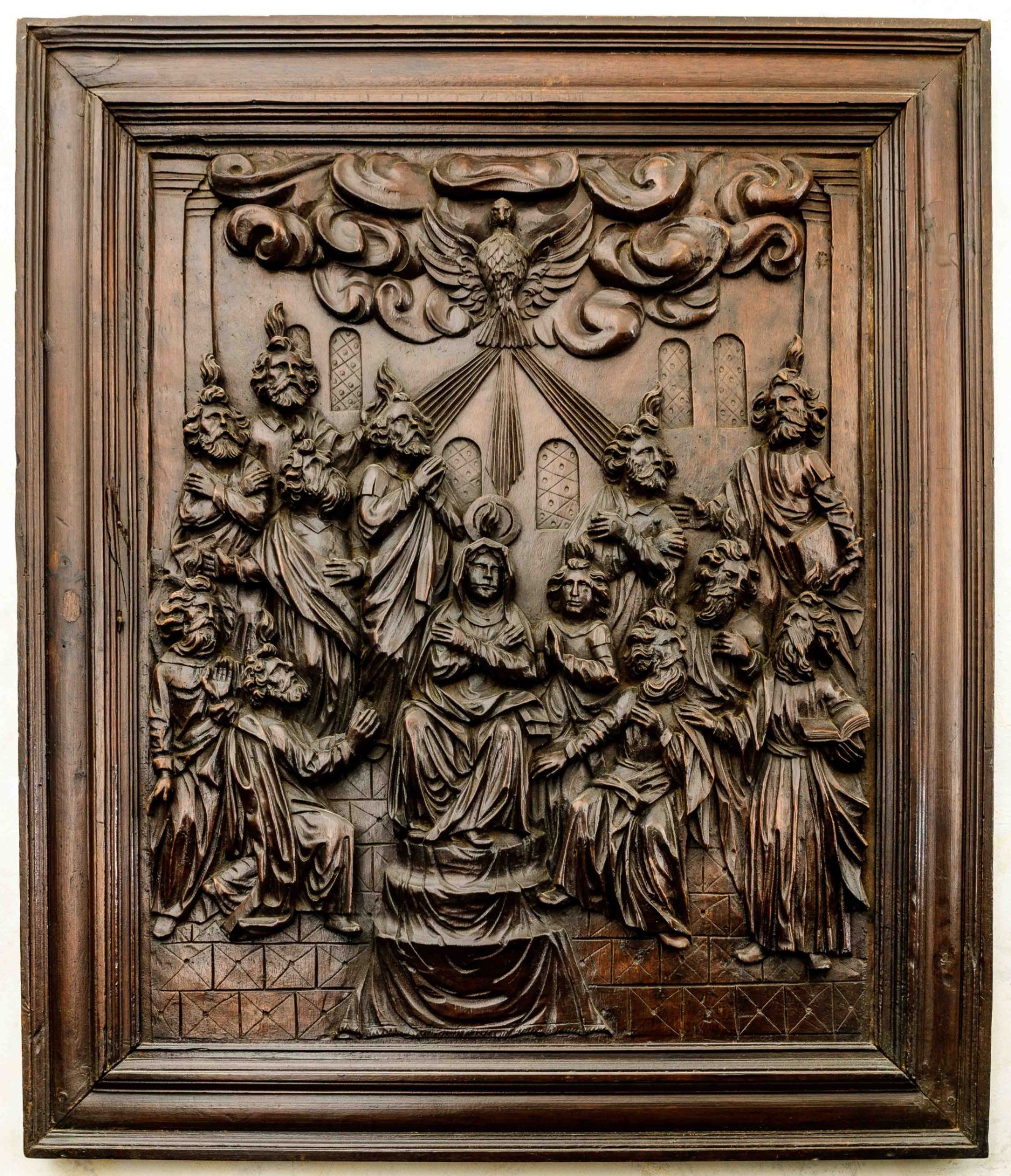 Paire de panneaux de noyer allemands sculptés de l'Ascension du Christ et l'Assomption de Marie - Bild 6 aus 19