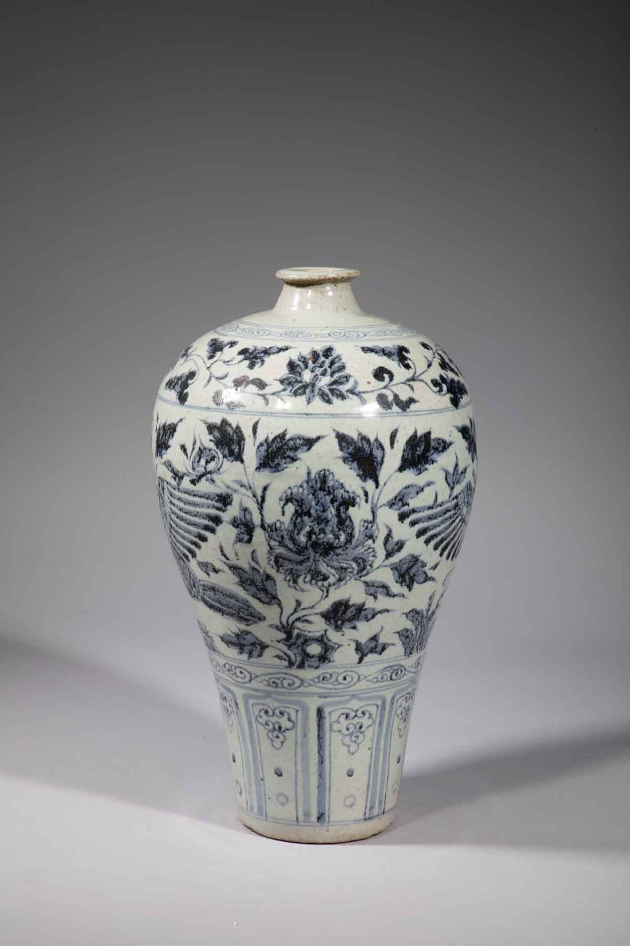 Vase de forme «  Meiping » à large corps partant d’un épaulement arrondi robuste, descendant - Bild 4 aus 6