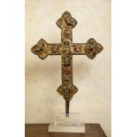 Croix de procession à double face Cuivre repoussé et émaux Italie 14 eme siècle Ht 55cm x 39cm x 3cm