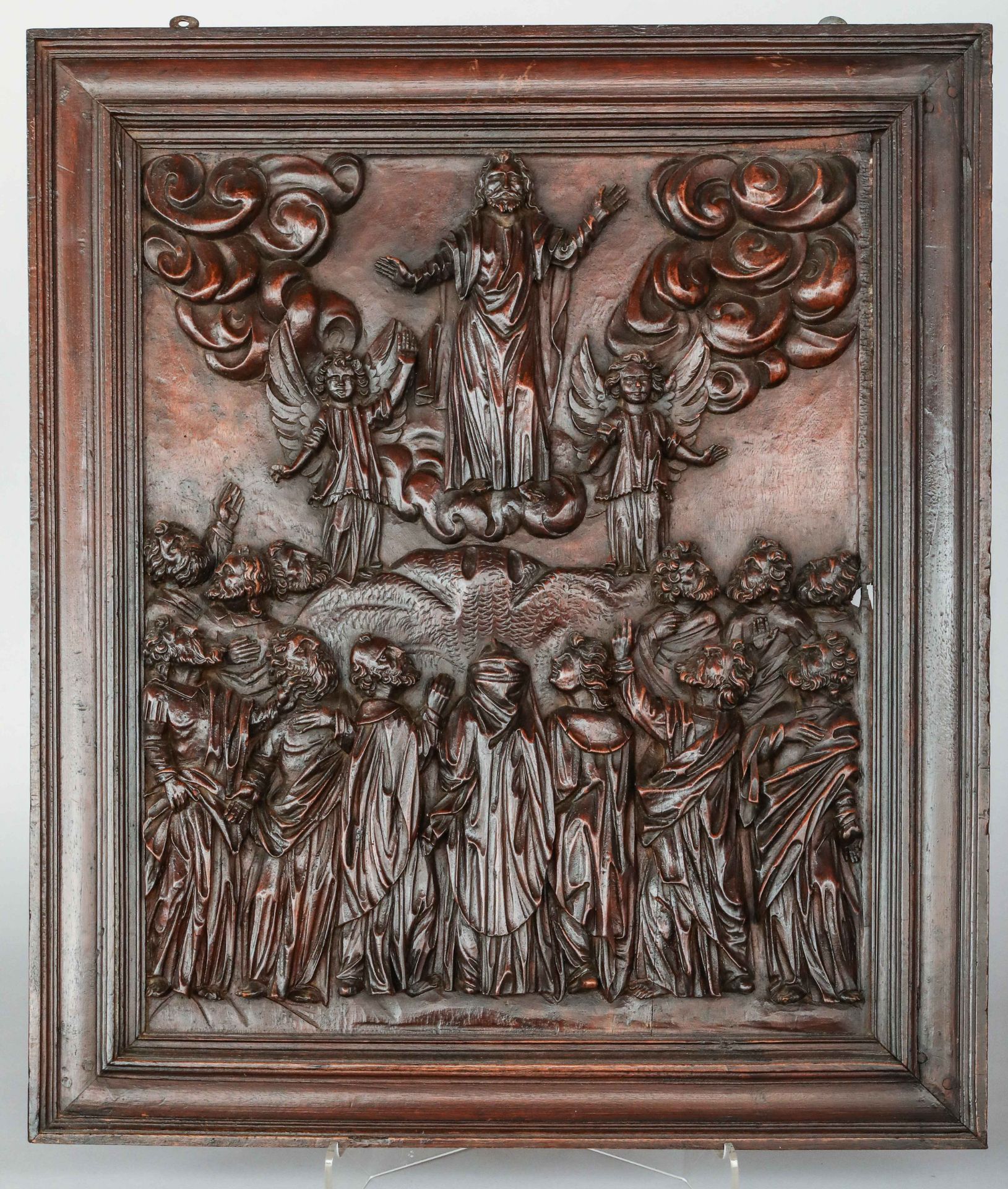 Paire de panneaux de noyer allemands sculptés de l'Ascension du Christ et l'Assomption de Marie - Bild 10 aus 19