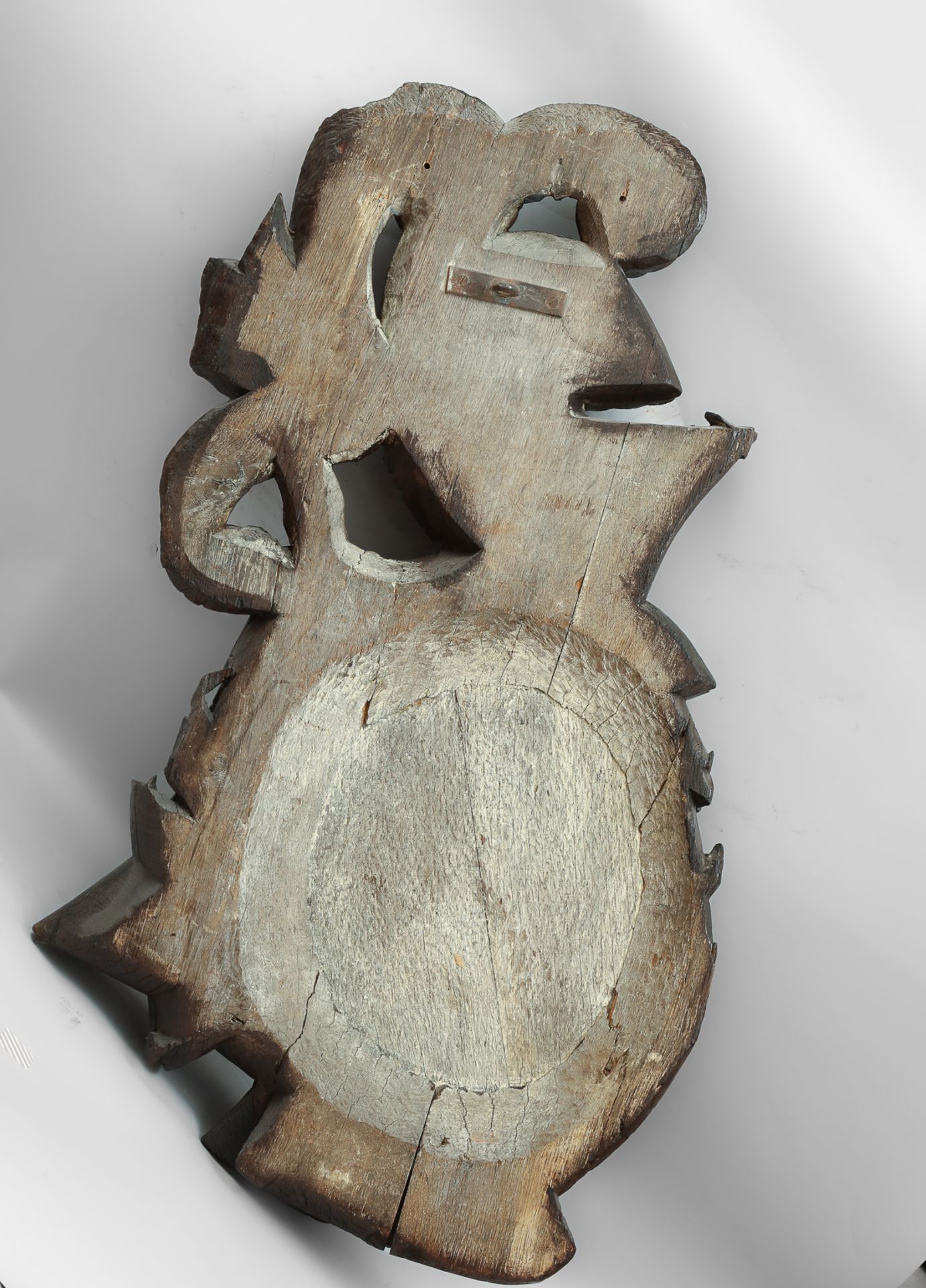 Paire d'armoiries en forme de torsos de chevaliers en armure Bois de chêne 17 eme siècle - Image 2 of 4