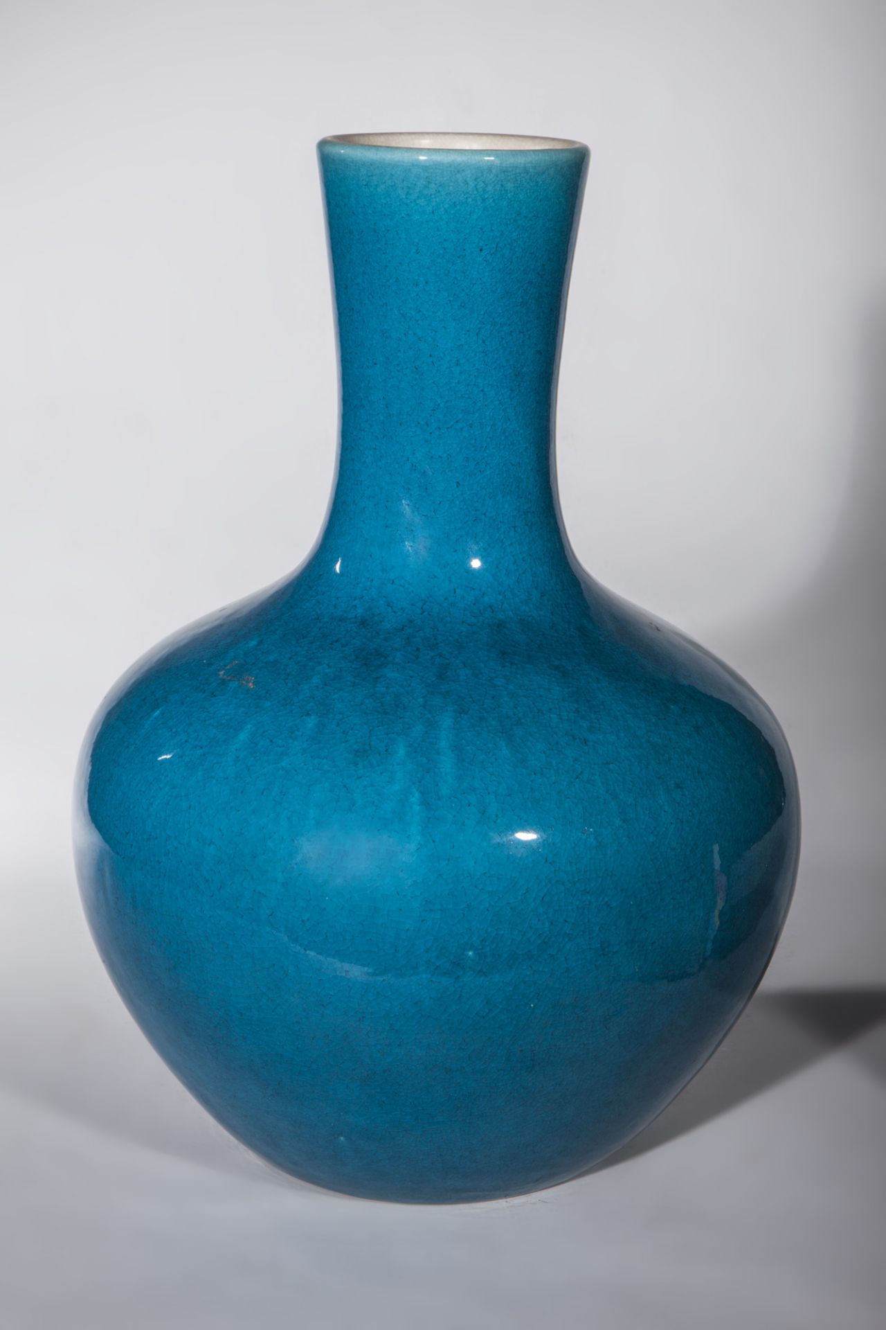Vase globulaire en porcelaine à glaçure monochrome turquoise Chine Dynastie Qing 19 eme siècle