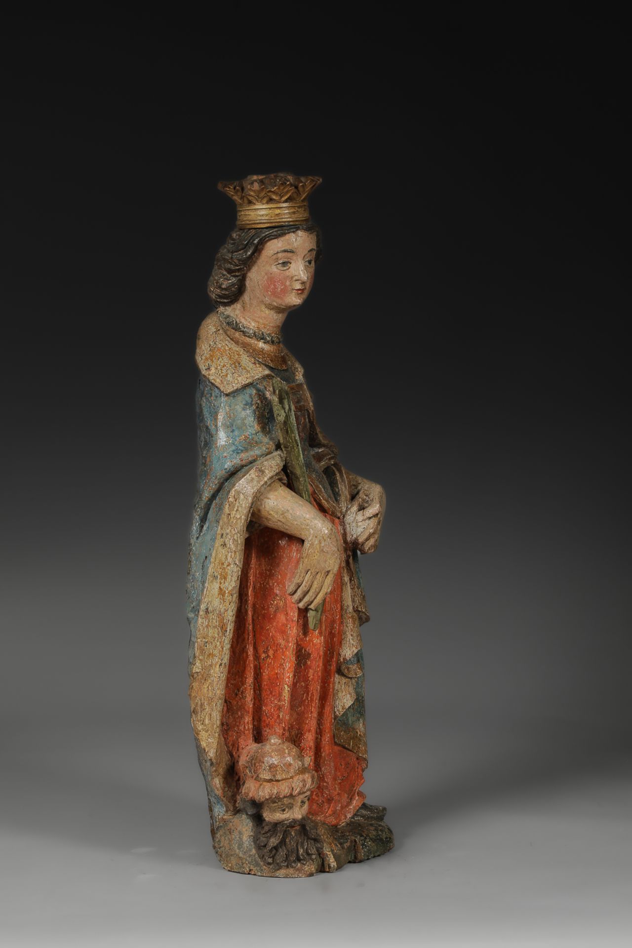 Sainte Catherine d'Alexandrie figurée debout chevauchant le visage Maximinius et tenant "la palme de - Image 3 of 7