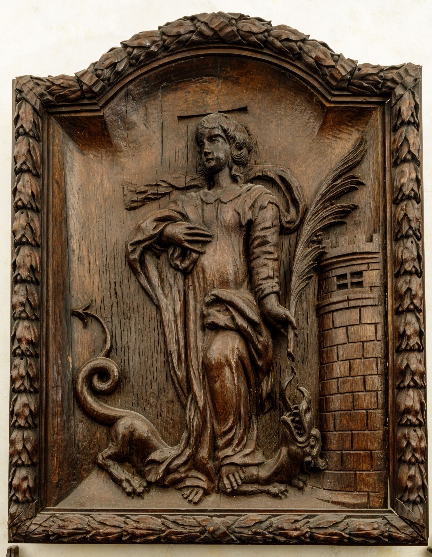 Paire de panneaux de noyer allemands sculptés de l'Ascension du Christ et l'Assomption de Marie - Bild 4 aus 19