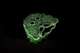 Objet de Lettré rince pinceaux moulé en forme de papillons Porcelaine à glaçure monochrome verte