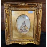 A FRAMED & GILDED 19TH C. WATERCOLOUR OF 2 GIRLS HUDDLING TOGETHER IN AN OVAL MOUNT UNSIGNED