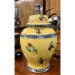 LARGE WILTON WARE FAMILLE JAUNE COVERED CHINOSERIE URN