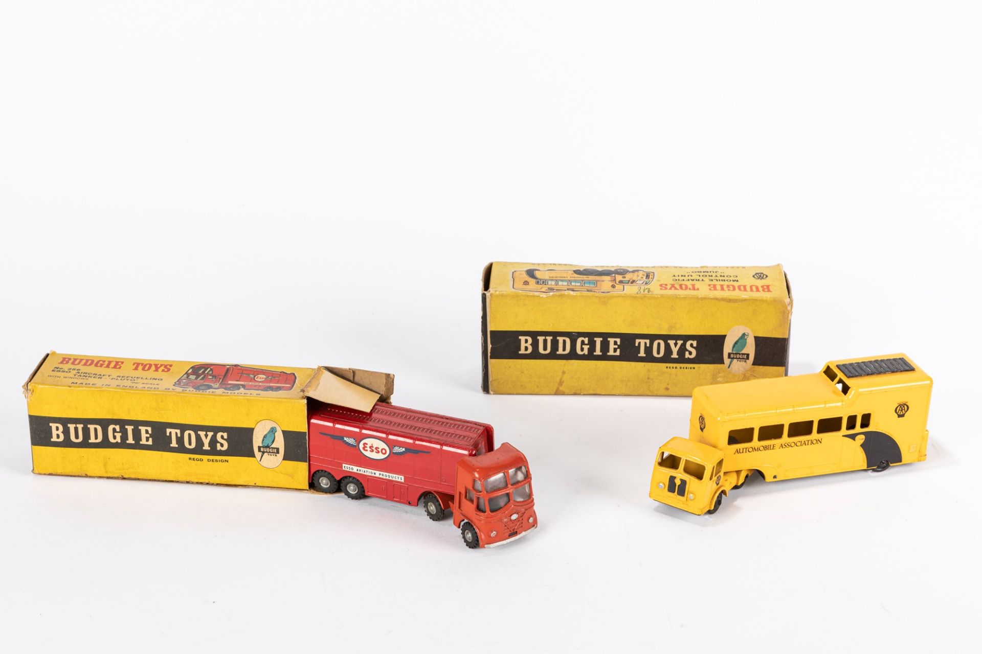 Badgie Toys - Tanker Esso 256 Pluto + 218 Jumbo