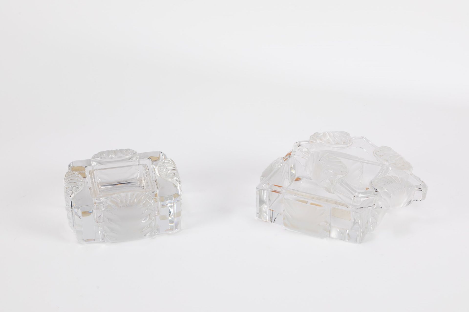 Lalique - Pair of ashtrays, Corfù series