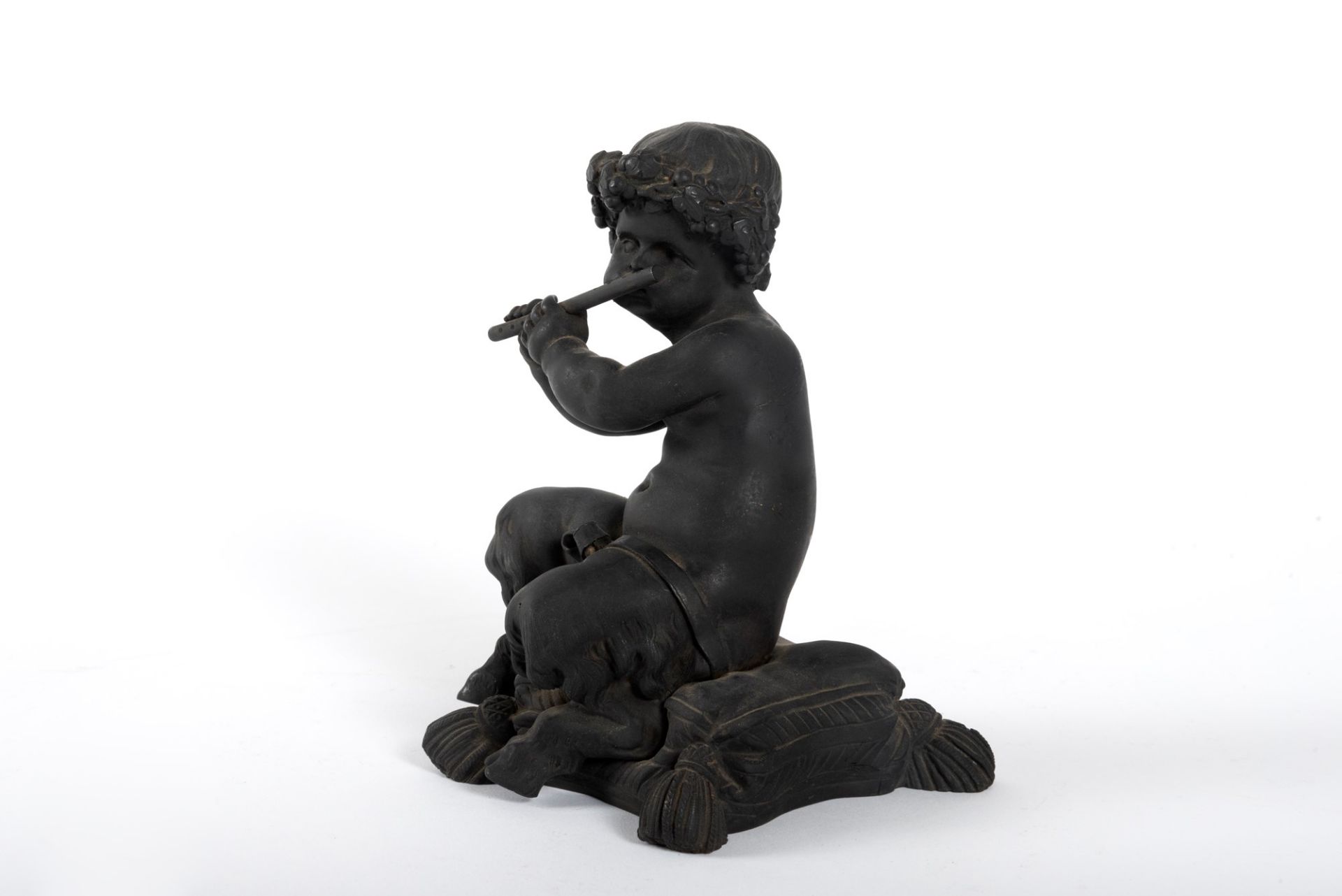 Bronze sculpture depicting a faun playing the flute, 20th century - Bild 2 aus 2