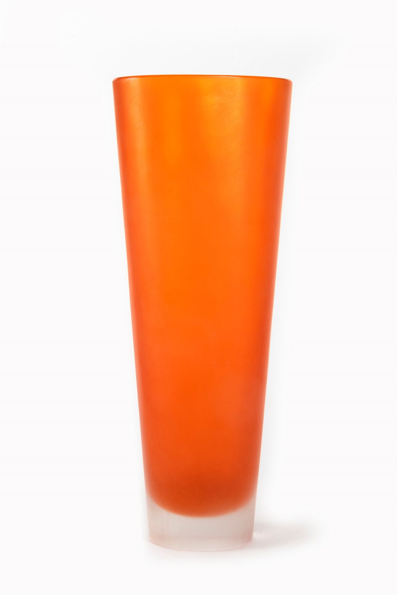 Swing vase in orange glass, 20th century