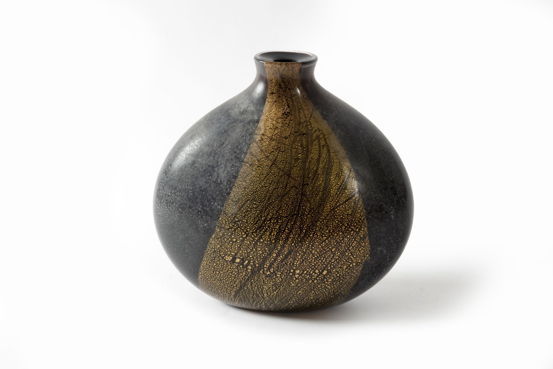 Vase in black and gold glass, Barbini