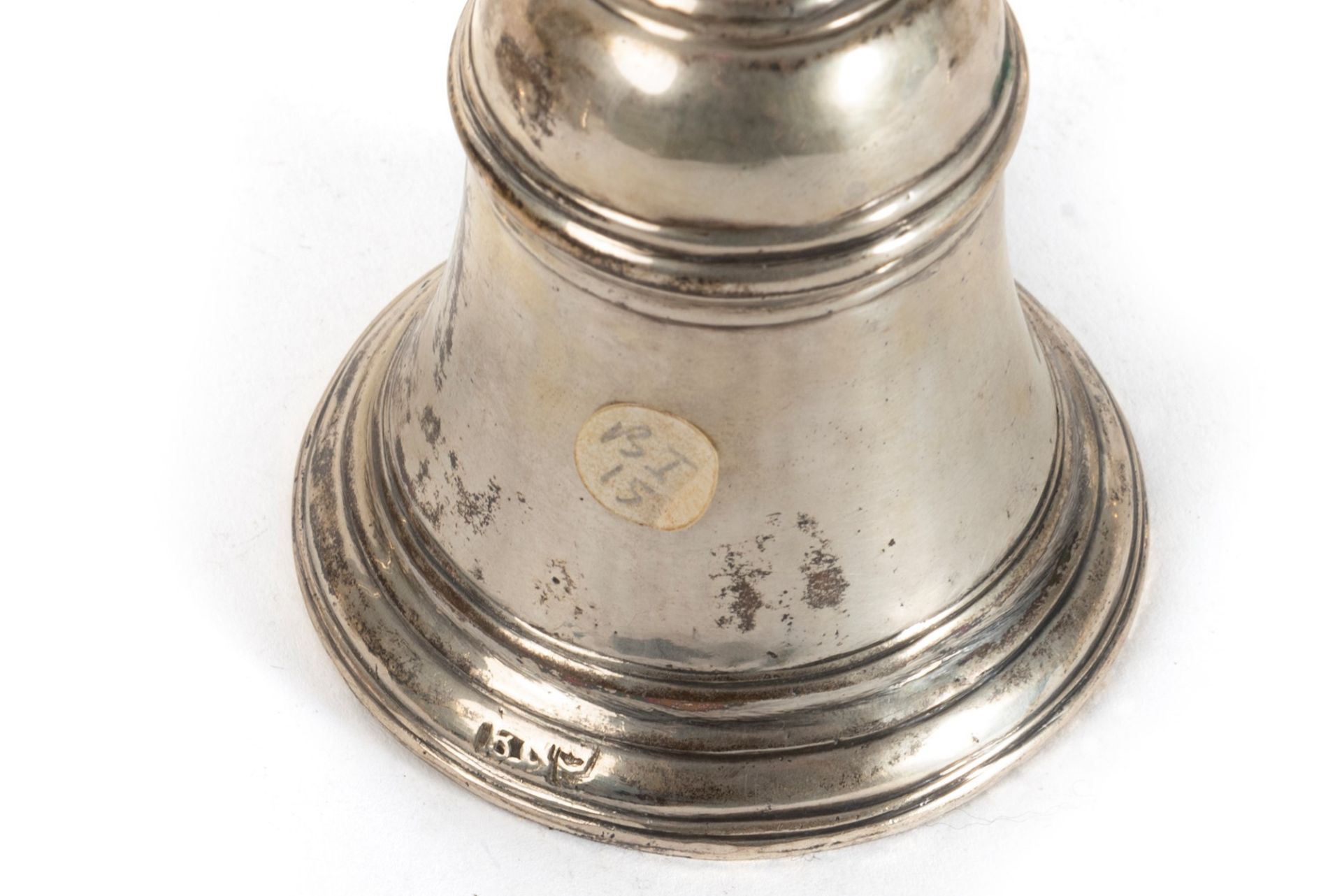 Lot consisting of twelve silver bells, late 19th century - early 20th century - Bild 2 aus 3