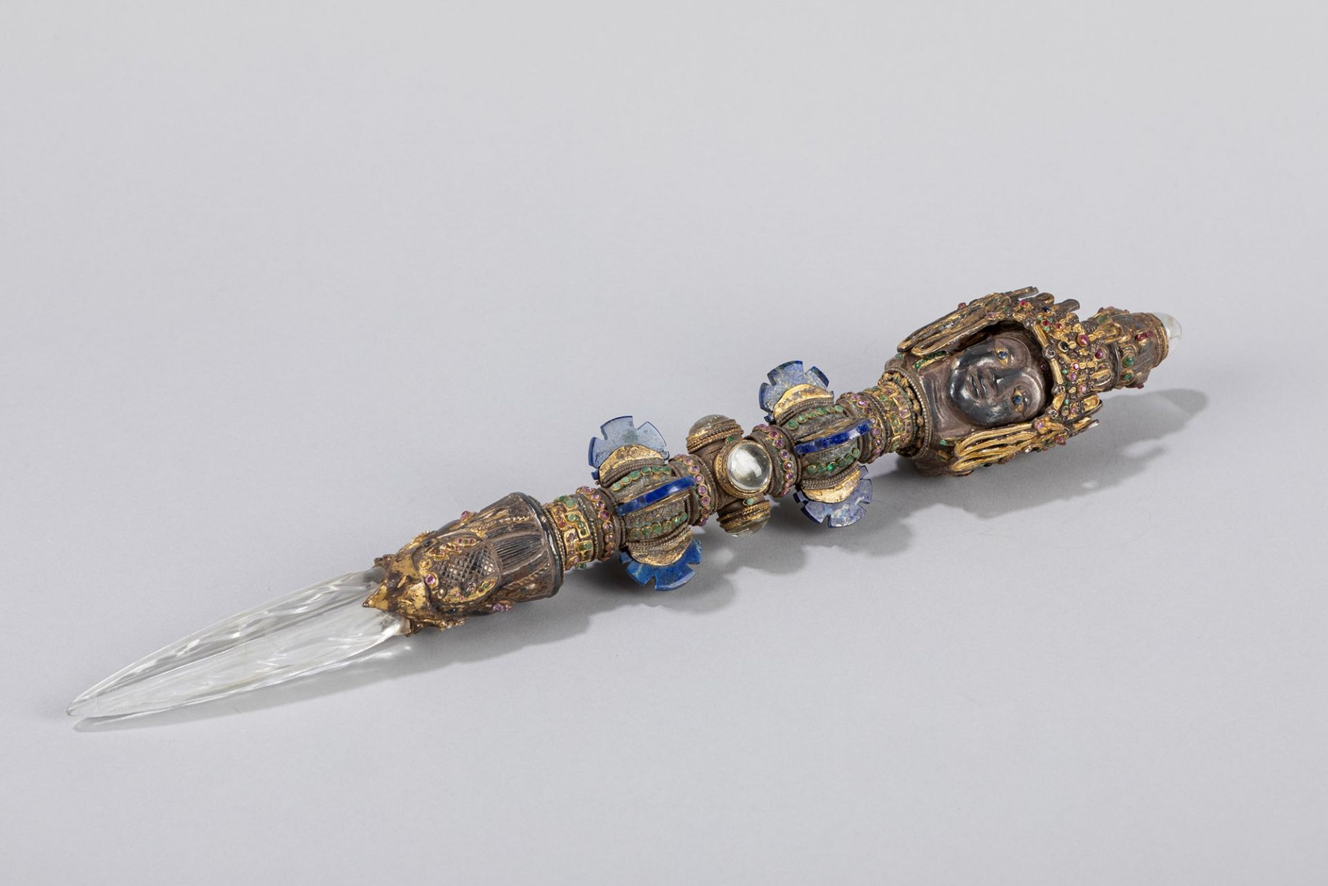 A silver and gilt metal Phurba. Tibet, 19/20th century - Bild 2 aus 2