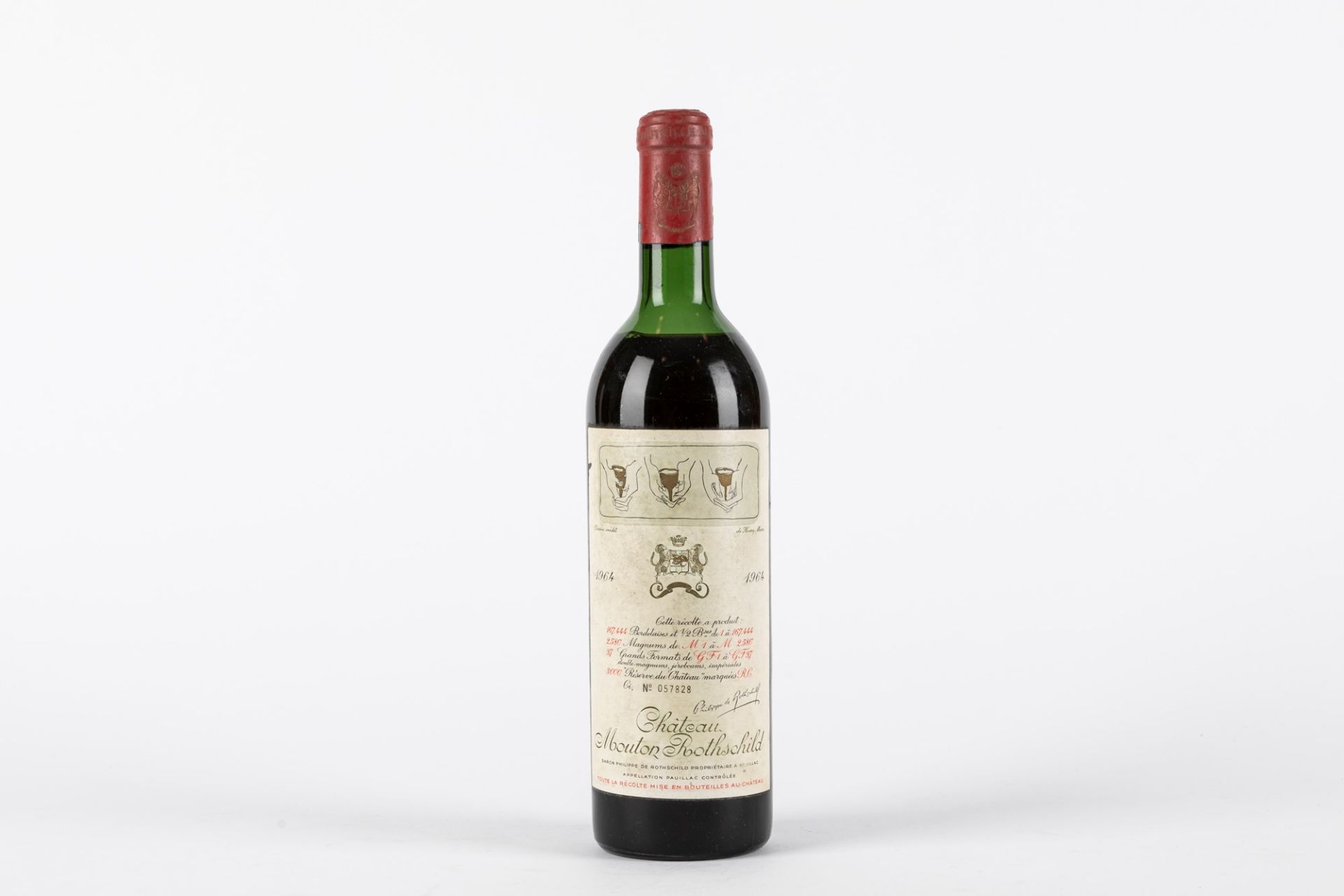 France - Bordeaux / Chateau Mouton Rothschild 1964