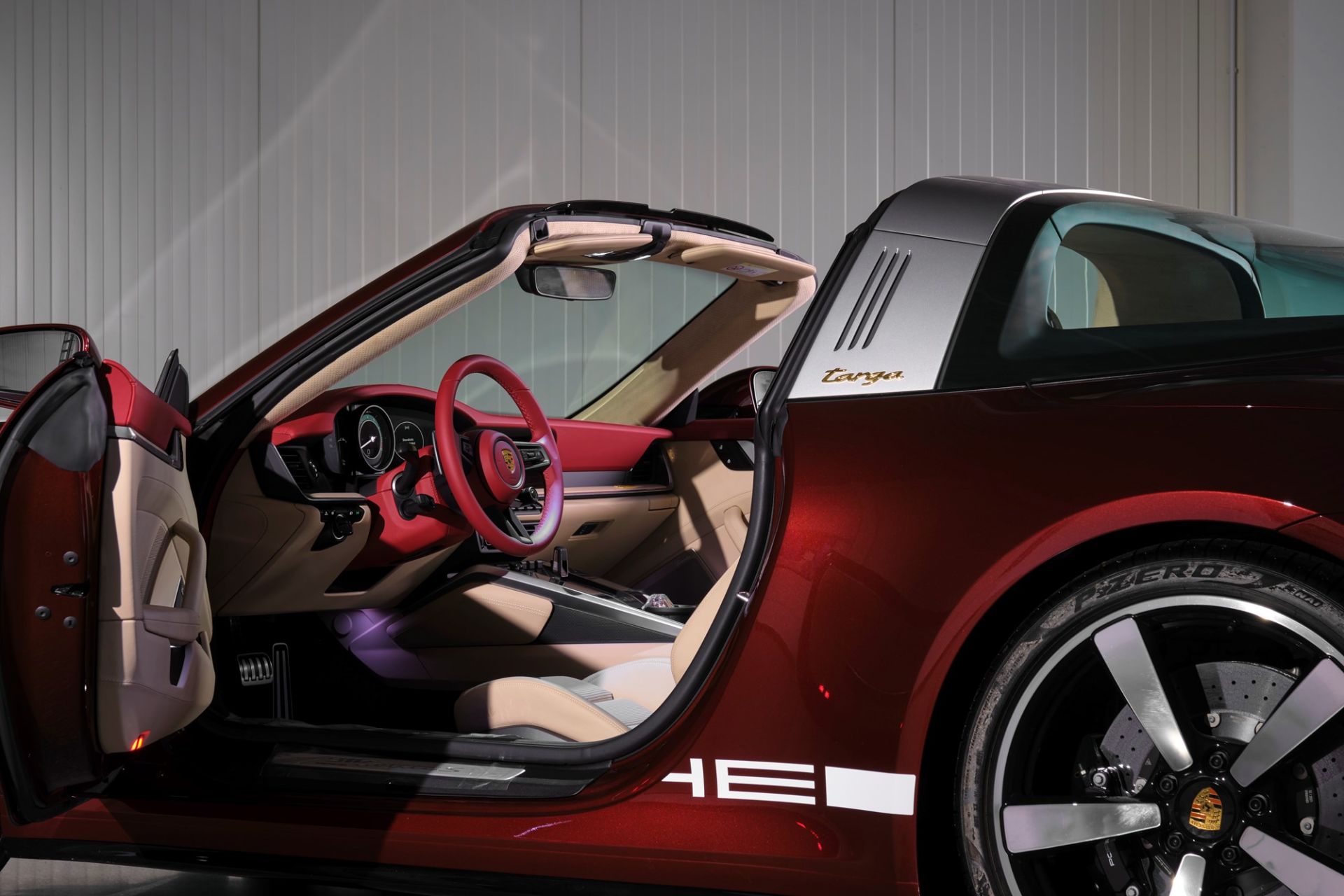 2021 Porsche 911 Targa 4S Heritage Design Edition (Porsche) - Image 20 of 23
