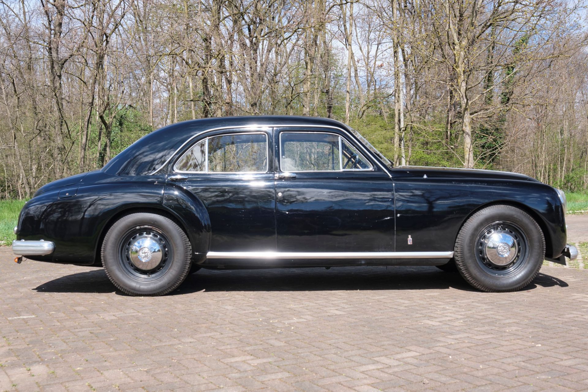 1949 Alfa Romeo 6C 2500 Sport (Pinin Farina) - Image 4 of 14