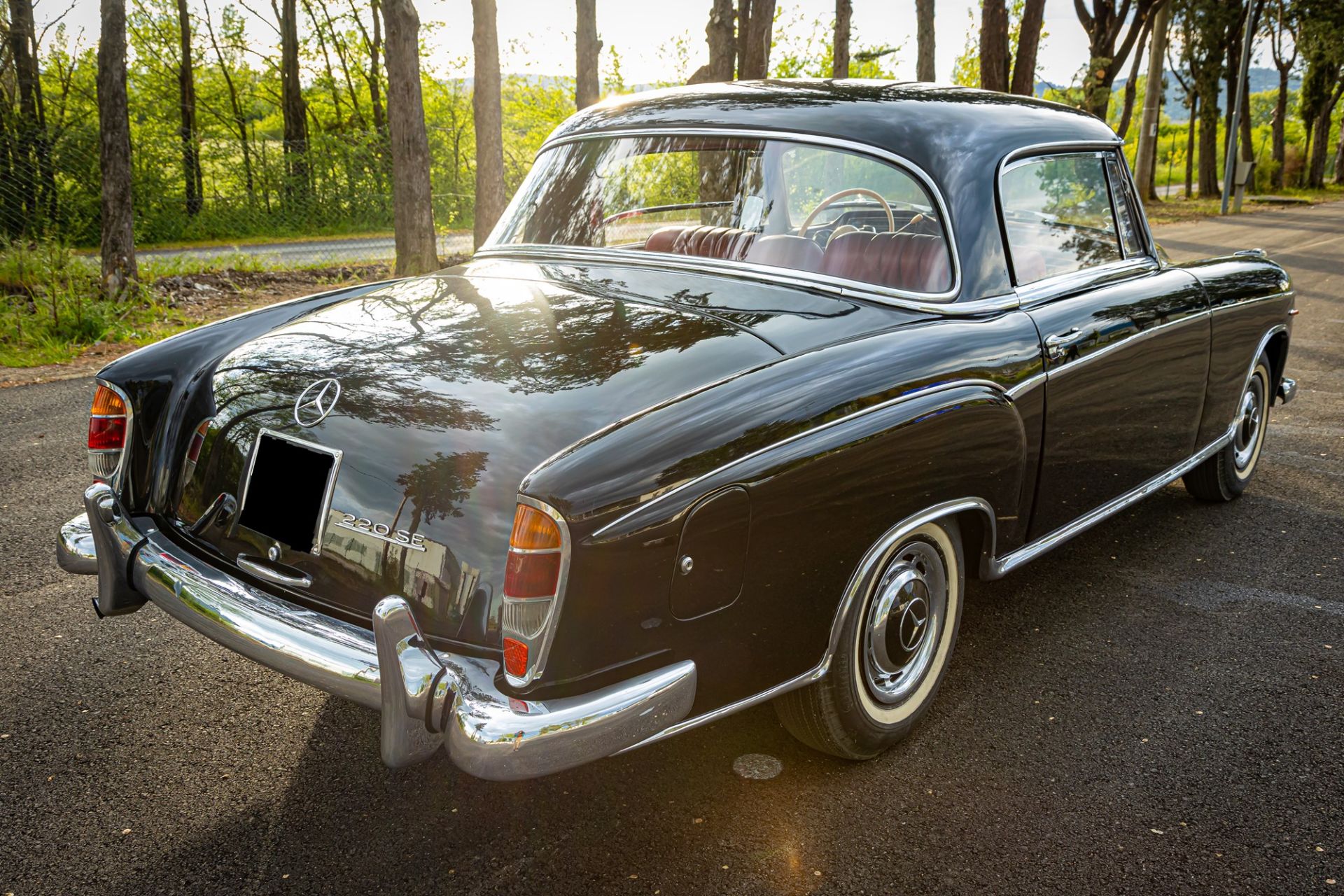 1959 Mercedes-Benz 220 SE Coupé (Mercedes-Benz) - Image 4 of 16